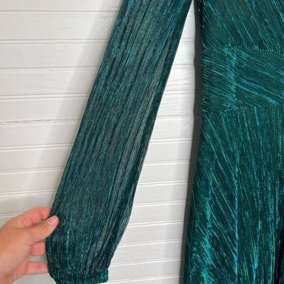 NWT Betsy & Adam "ALEXA" L/S METALLIC KNIT DRESS Sz 12 Crinkle Evening Gown - Picture 4 of 8